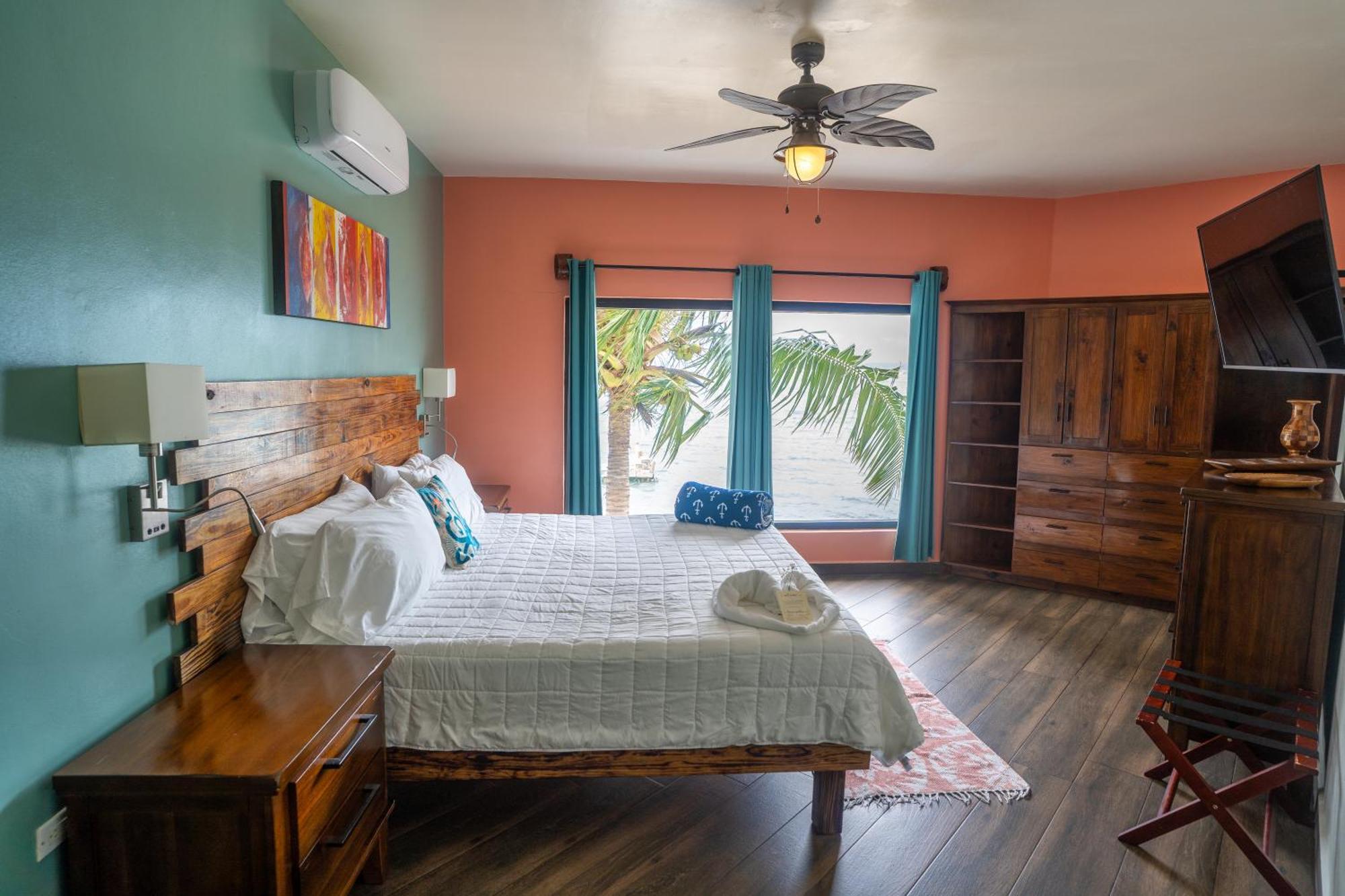 Brisas Del Mar Beach + Dive Resort West End Exterior foto